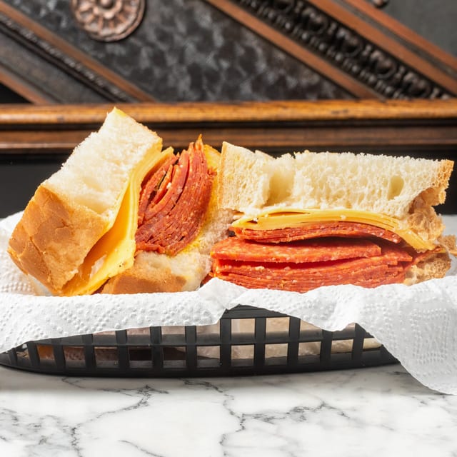 Pepperoni (Whole).